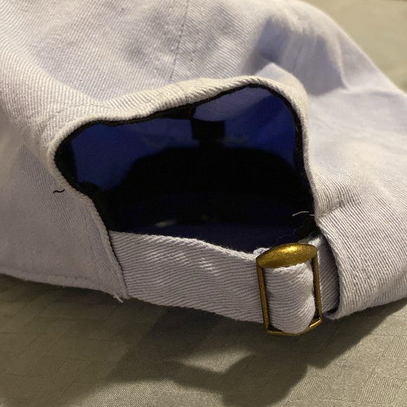 Baby blue ‘dog mom’ David and Young baseball cap. NWOT - Picture 4 of 4